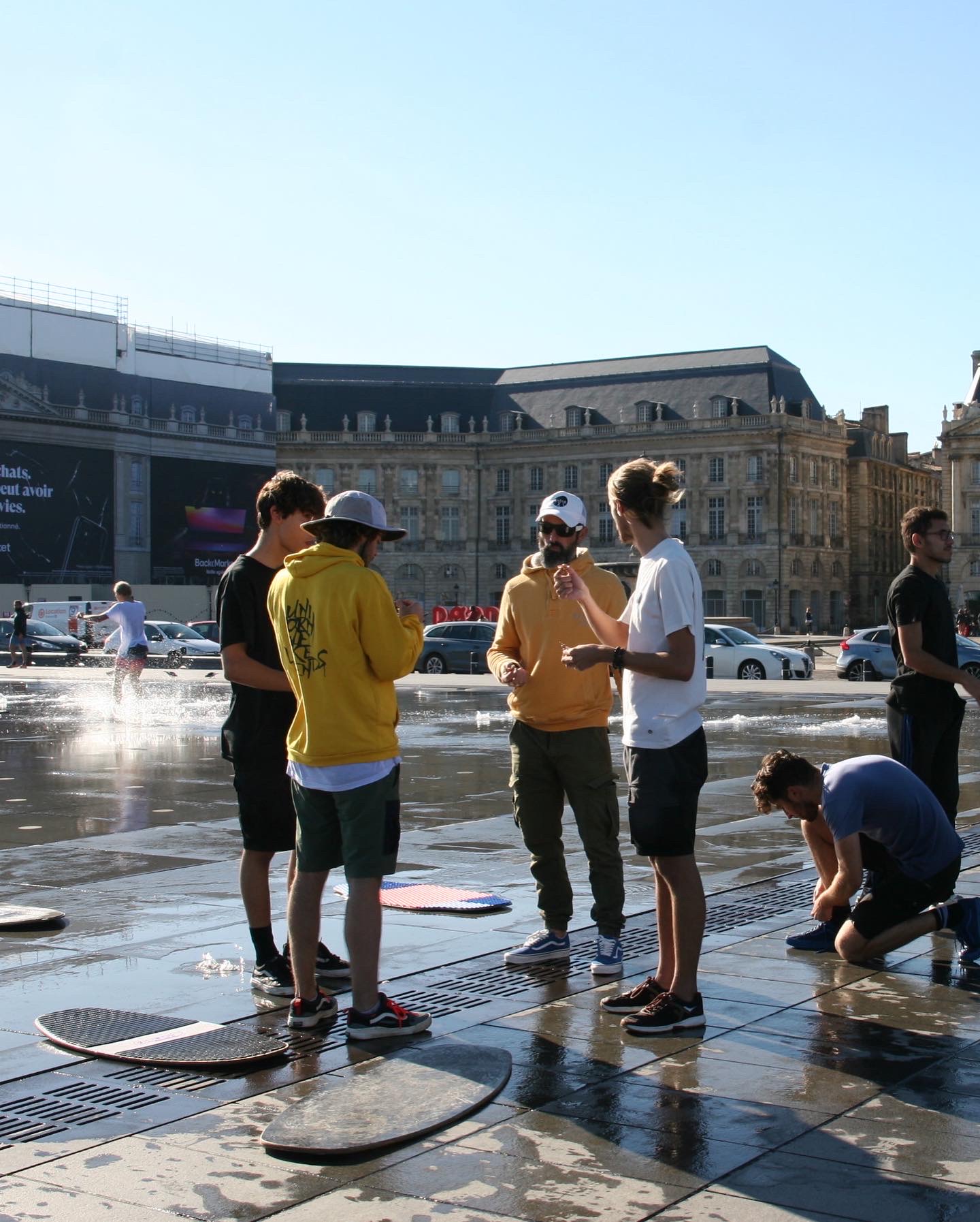 Rassemblement © @little_nat_in_the_big_world